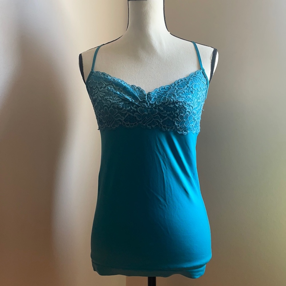 Banana Republic teal blue tank top with design